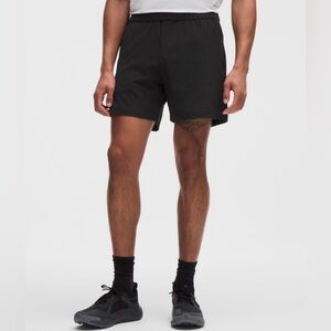 Lululemon Men’s “ABC” Pull-On Short 5” Inseam (L) *TRENDING*